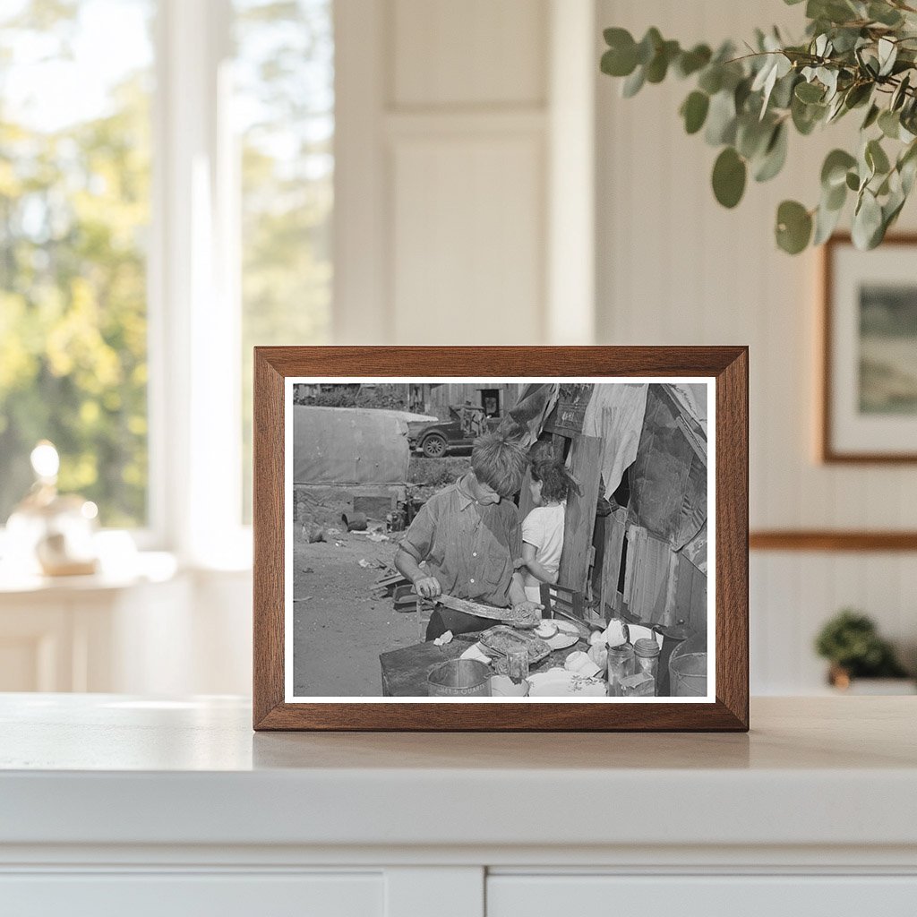 Oklahoma City Food Distribution Scene from 1944