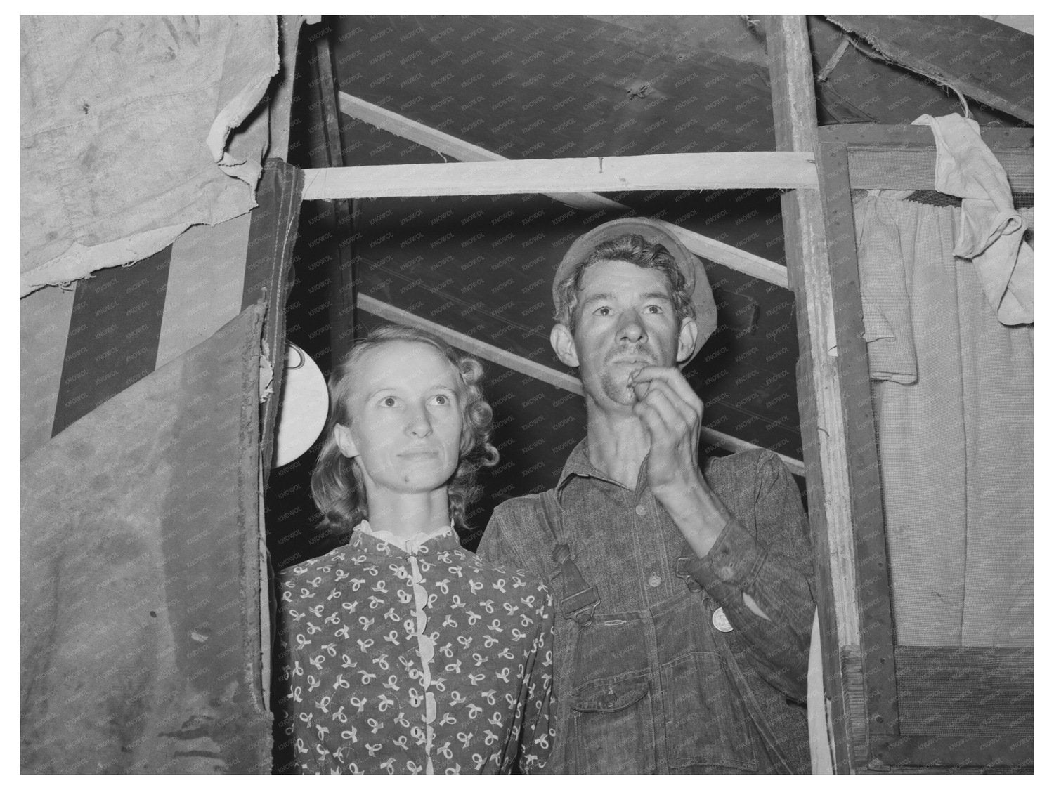 Young Couple in Tent Home Oklahoma City July 1939