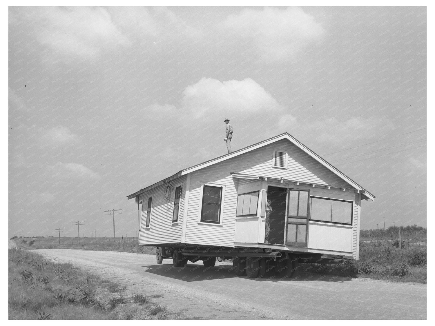 Moving a House in Seminole Oklahoma August 1939