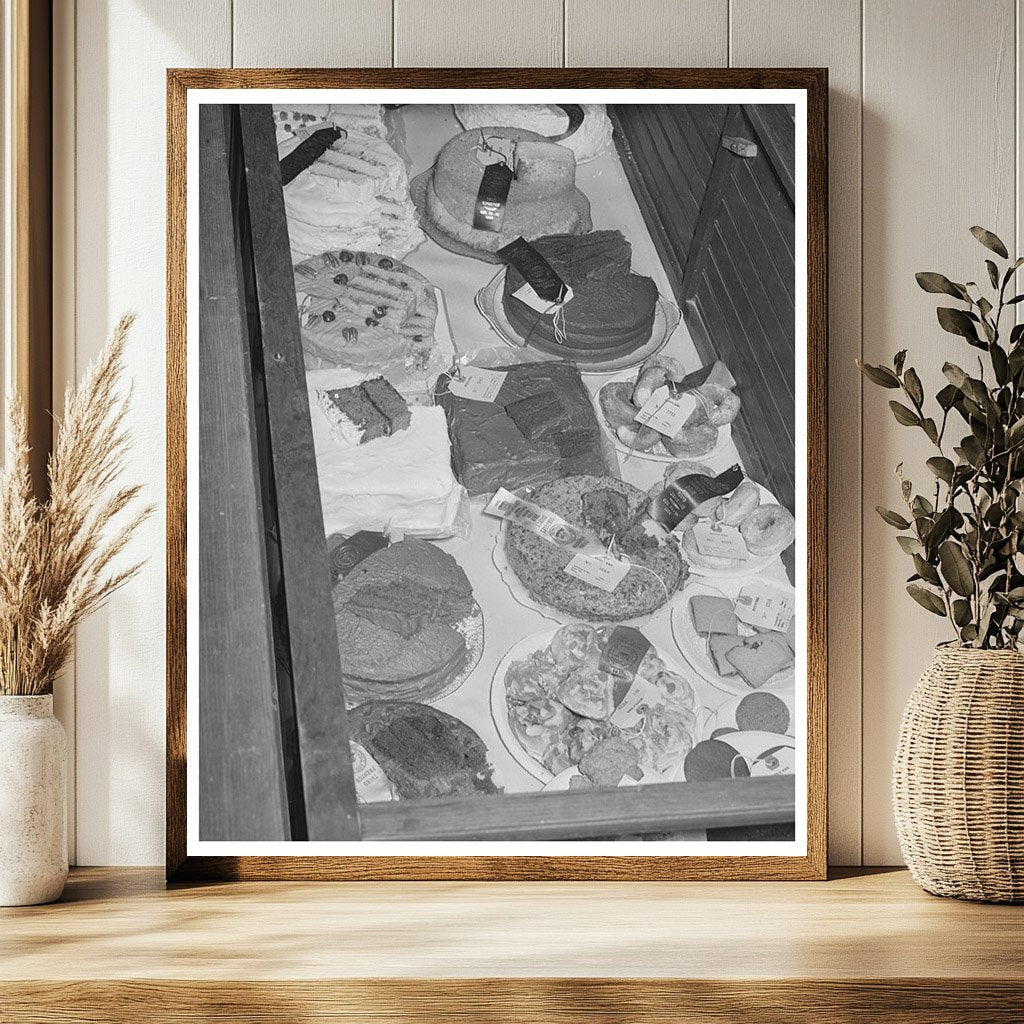 Cakes Cookies and Pies at Gonzales County Fair 1939