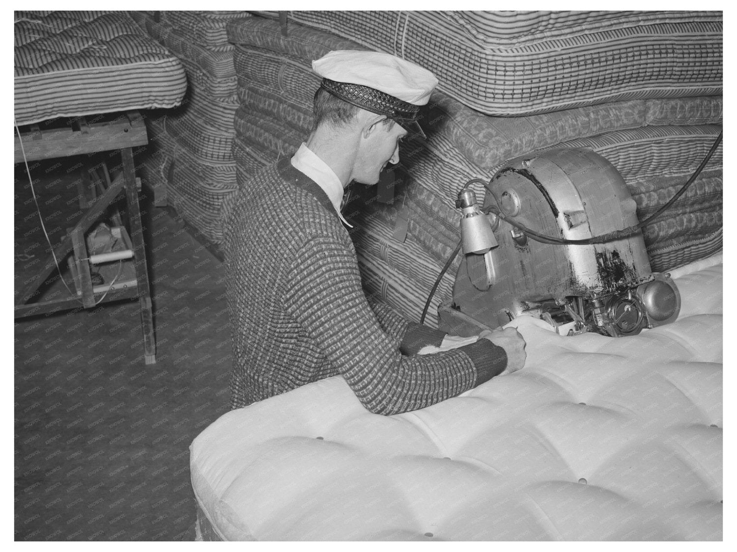 Innerspring Mattress Production Process November 1939