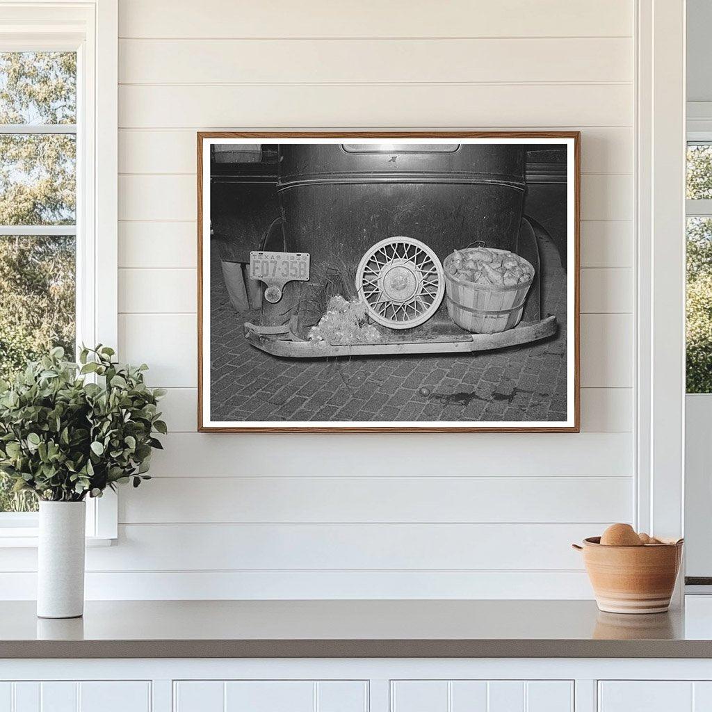 1939 Grocers Car Loaded with Fresh Vegetables in Texas