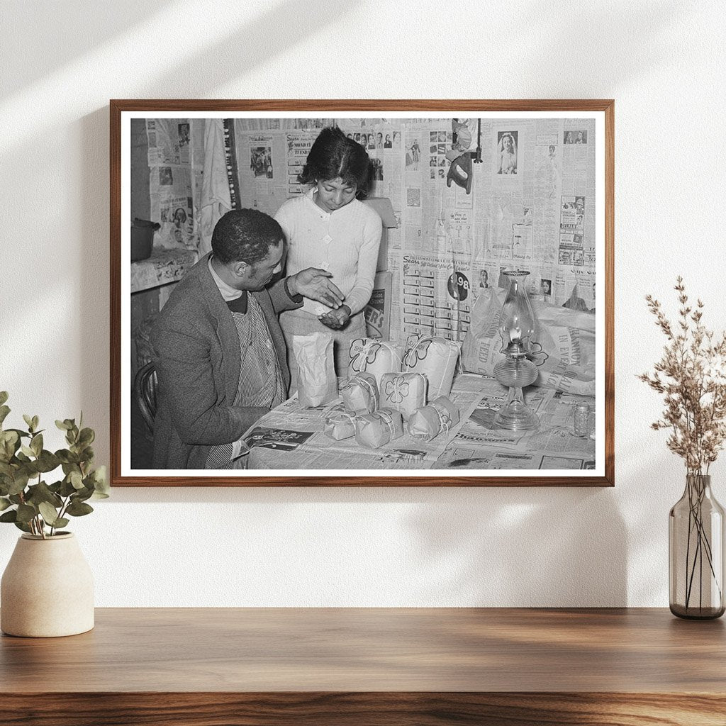 Pomp Hall and Wife with Seed February 1944