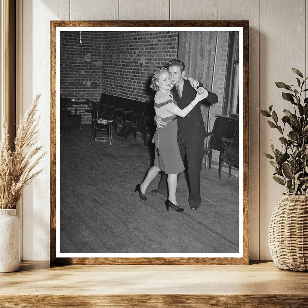 1944 Vintage Photo of Couple Dancing at Eufaula Party