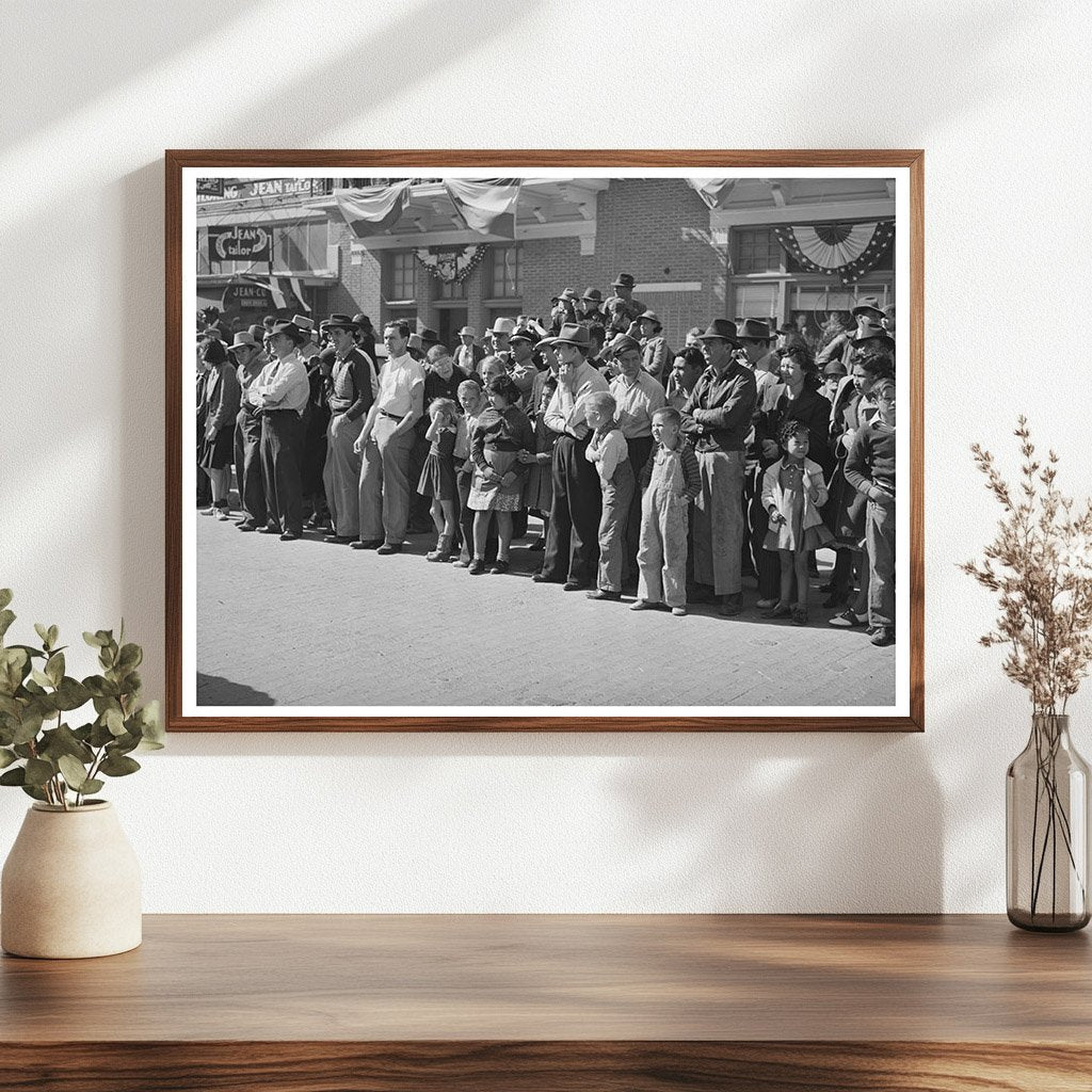 San Angelo Fat Stock Show Parade Spectators March 1940