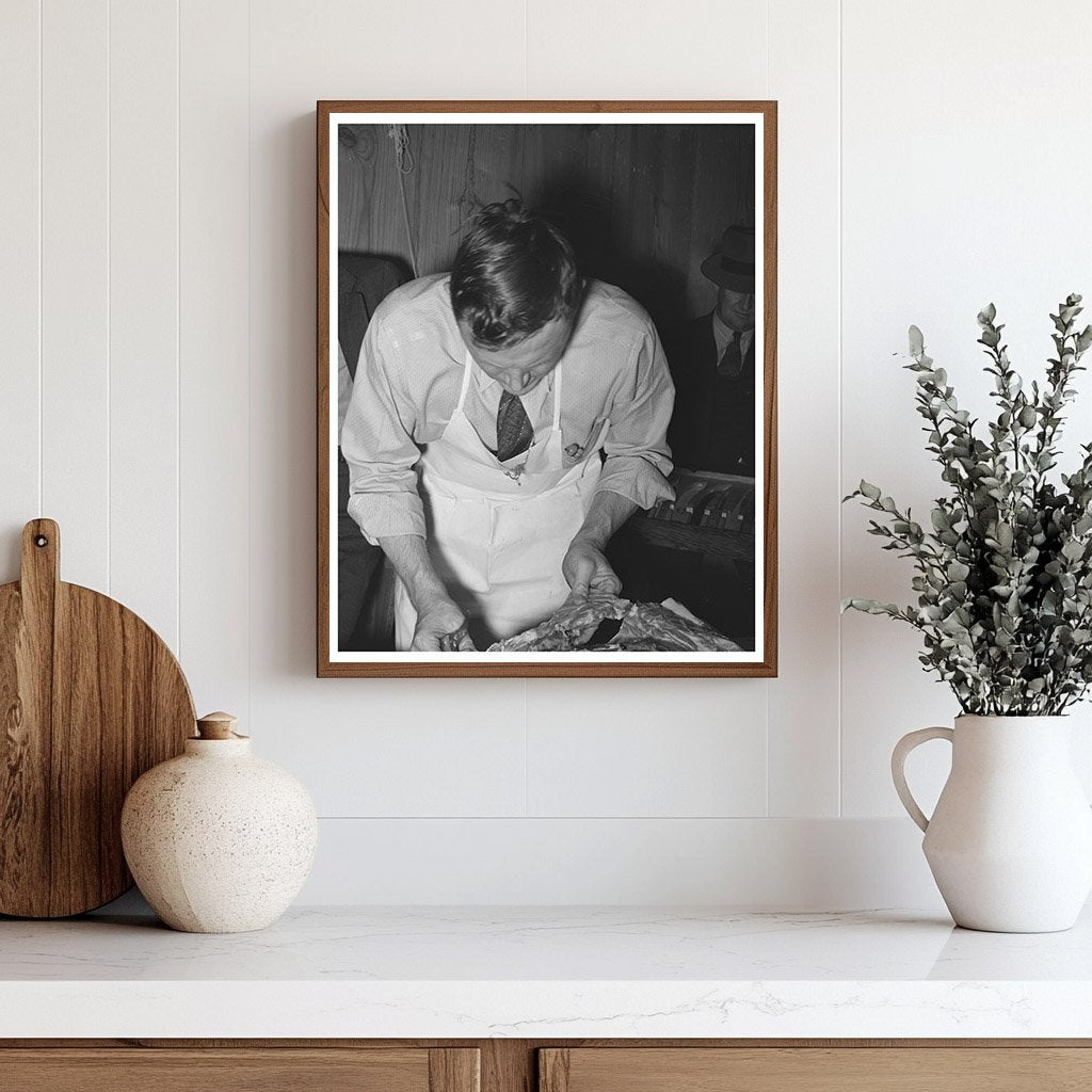 Meat Cutting Demonstration in San Angelo Texas March 1940