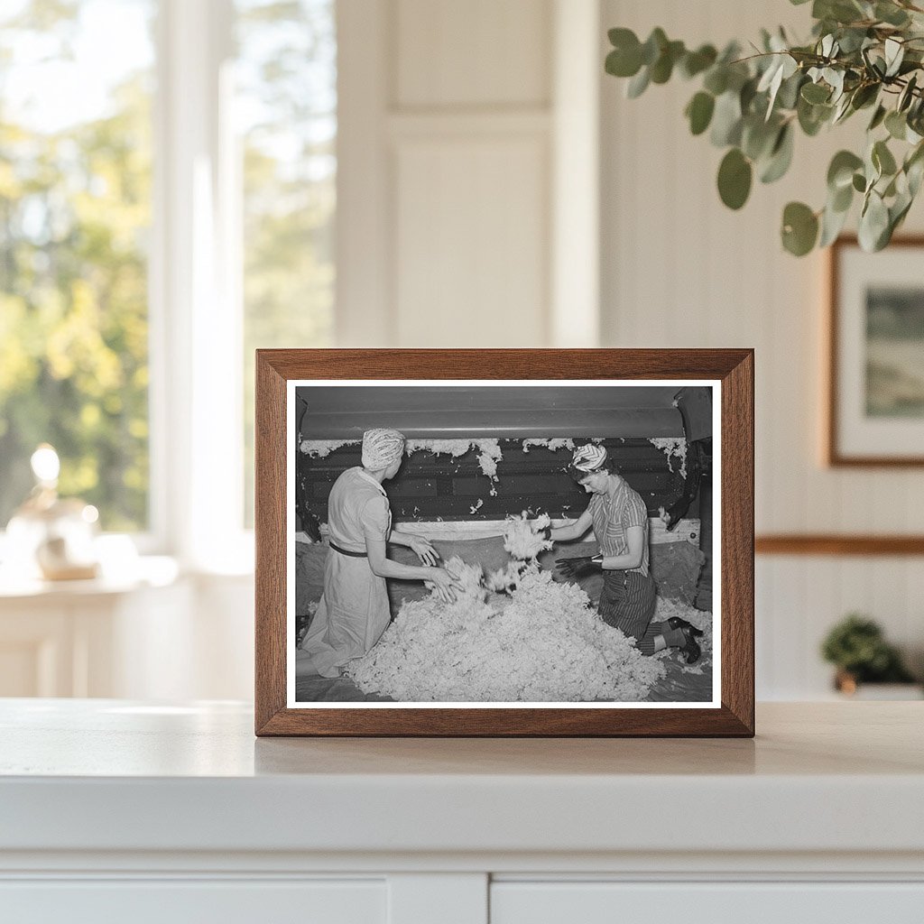 Wool Processing Workers at San Marcos Plant March 1940