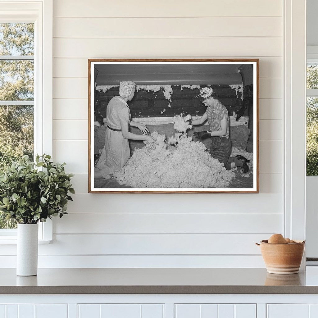 Wool Processing Workers at San Marcos Plant March 1940