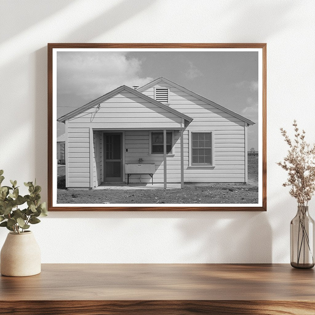 1940 Detail of Migrant Labor Camp House in Robstown Texas