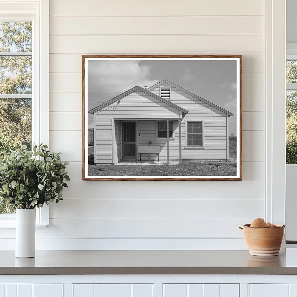 1940 Detail of Migrant Labor Camp House in Robstown Texas