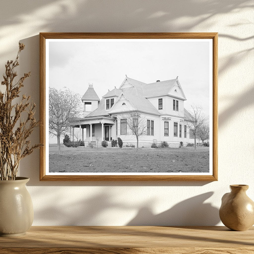 Travis County Texas Farmhouse and Barn March 1940