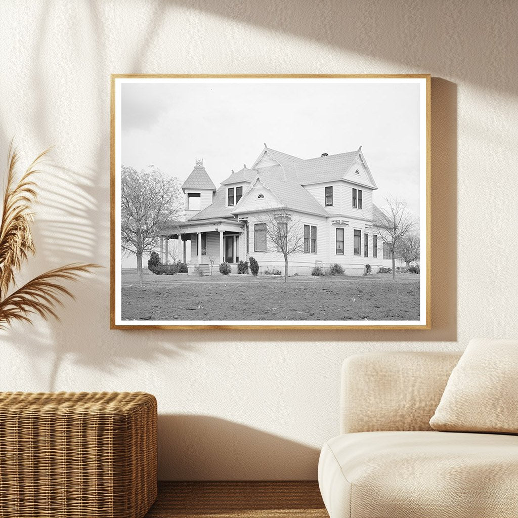 Travis County Texas Farmhouse and Barn March 1940