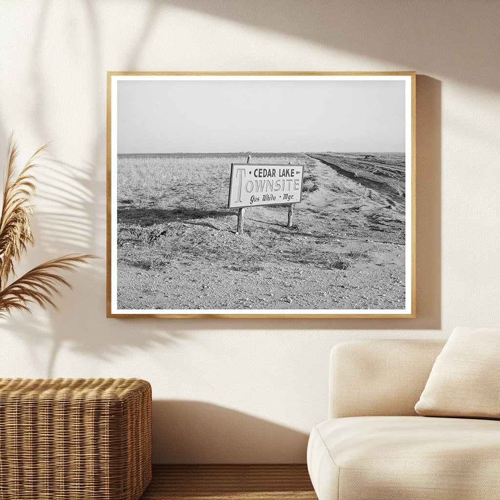 1940 Vintage Texas Sign on Great Plains in Dawson County