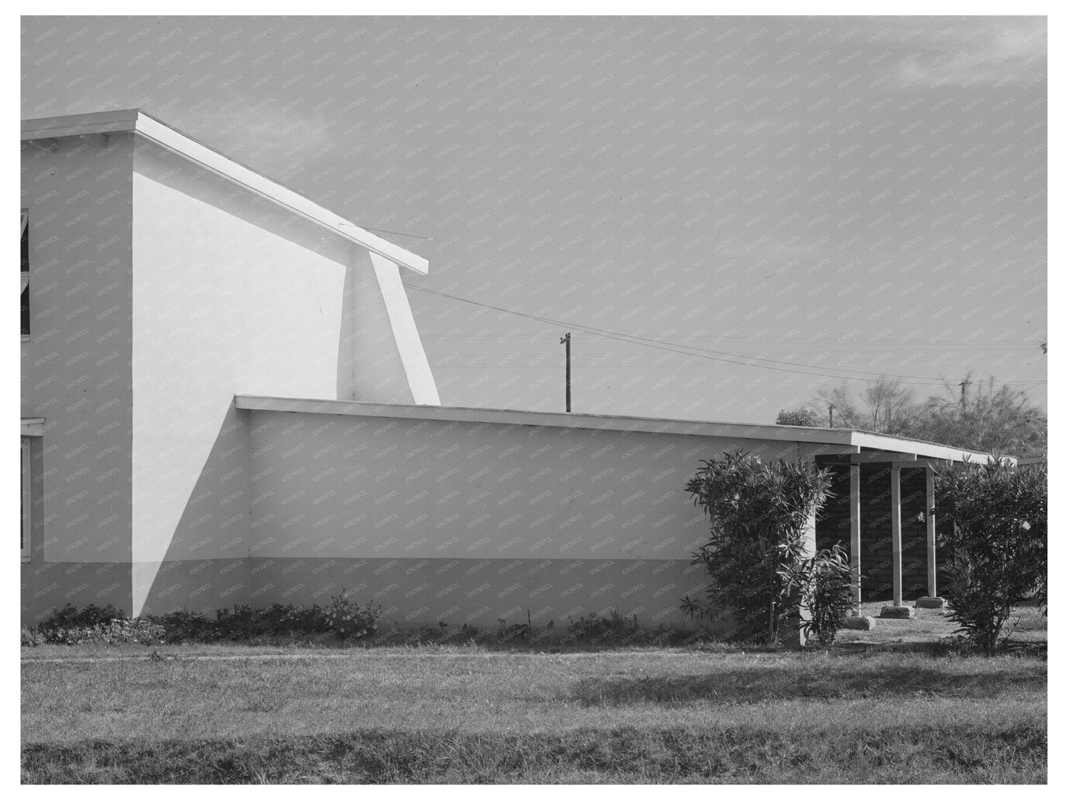 Apartment House and Garage at Chandler Unit Arizona 1940