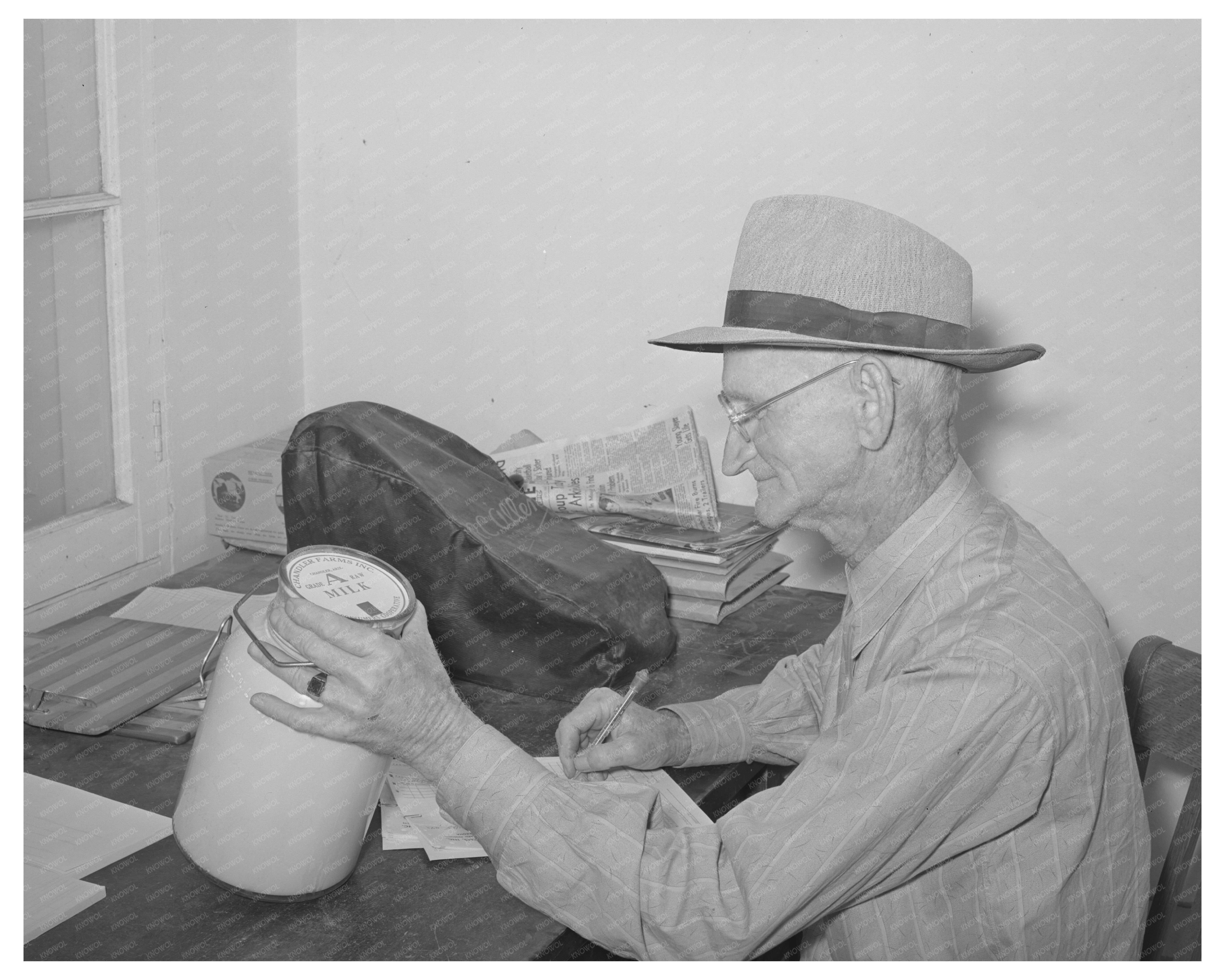 Mr. McIntyre Manager of Chandler Farms May 1940