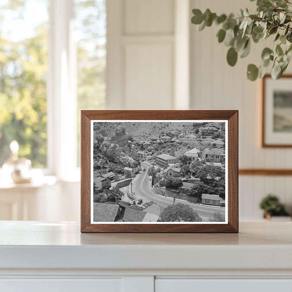 Highway View into Bisbee Arizona April-May 1940