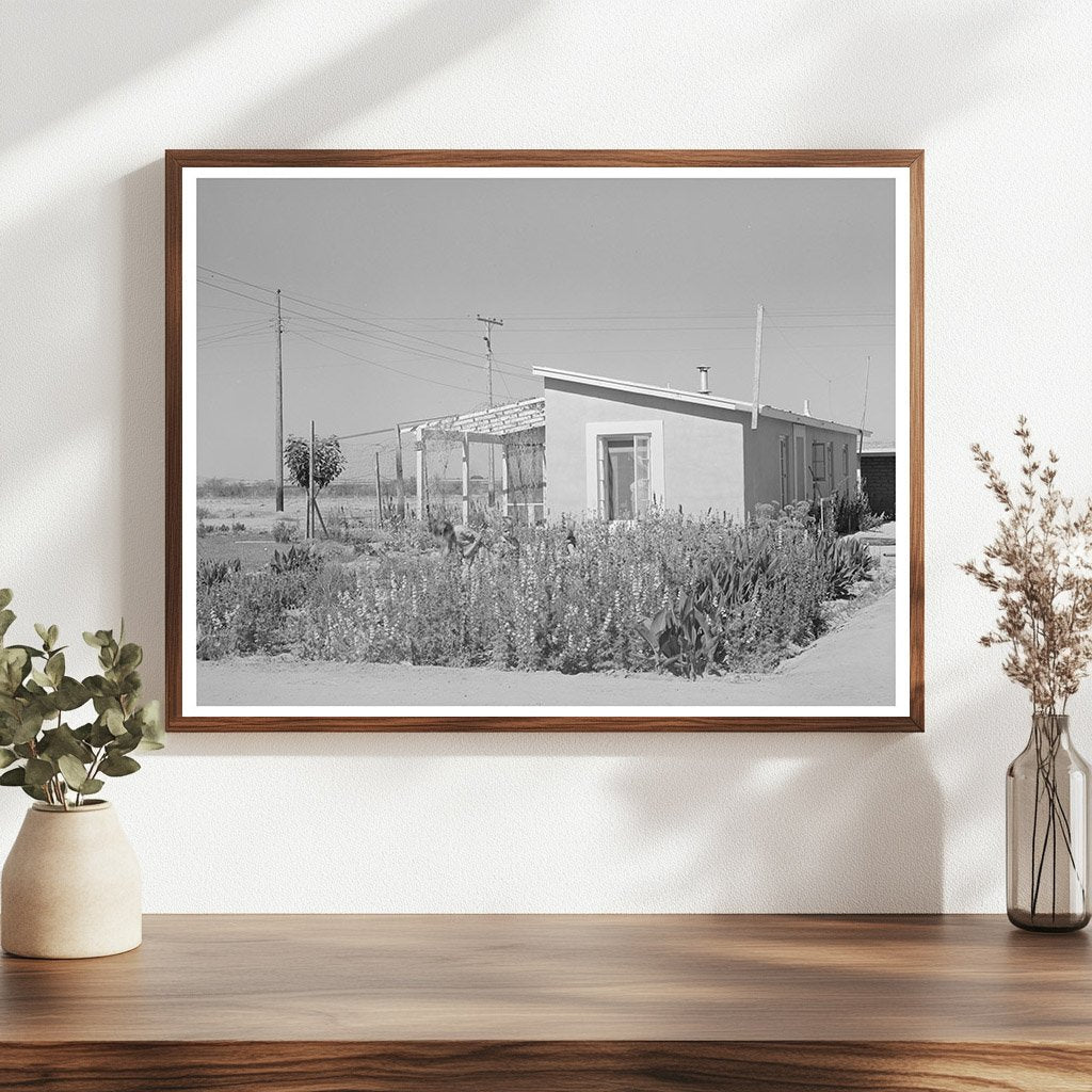 Children in Flower Garden Casa Grande Valley Farms 1940