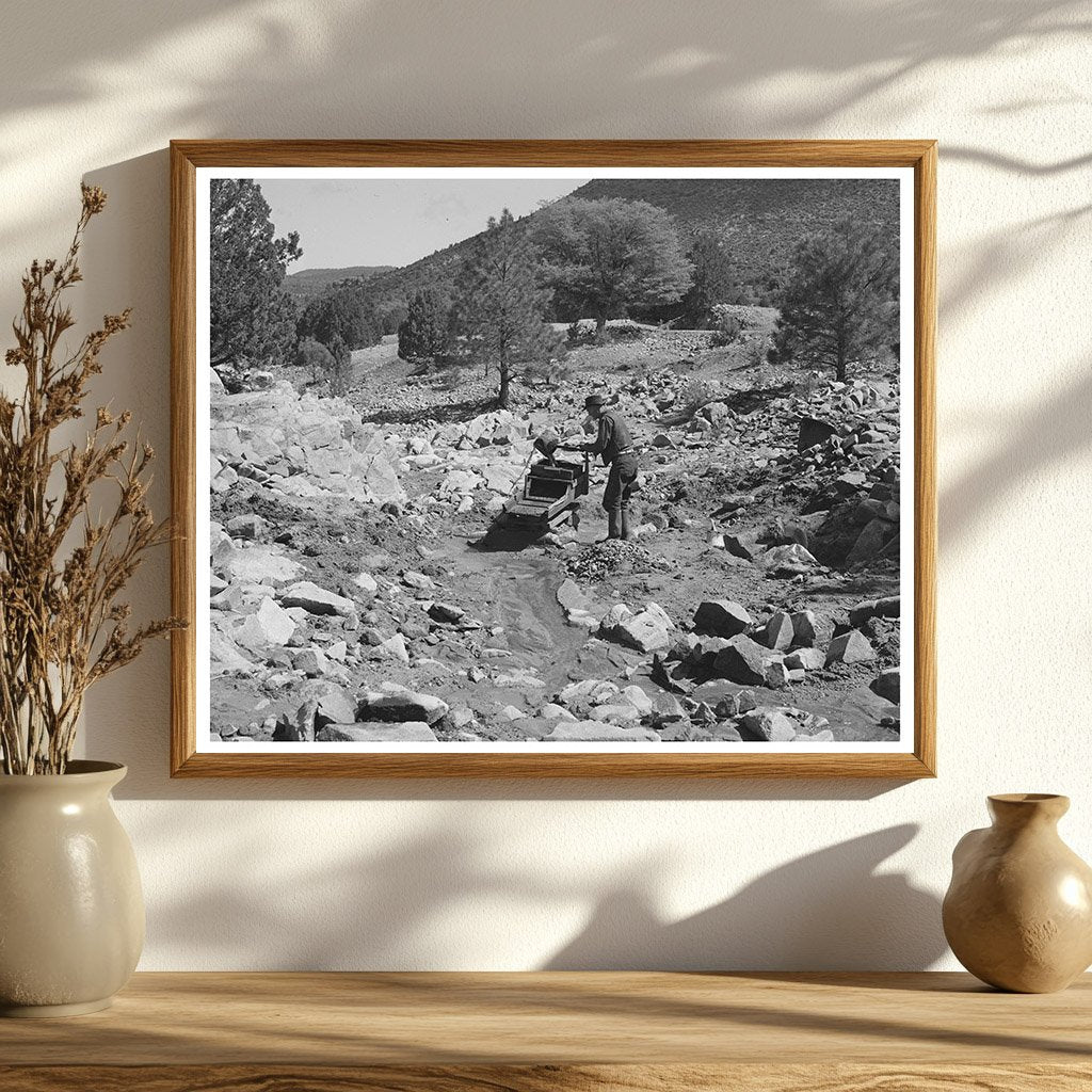 Eugene Davis Gold Placer Mining Pinos Altos May 1940