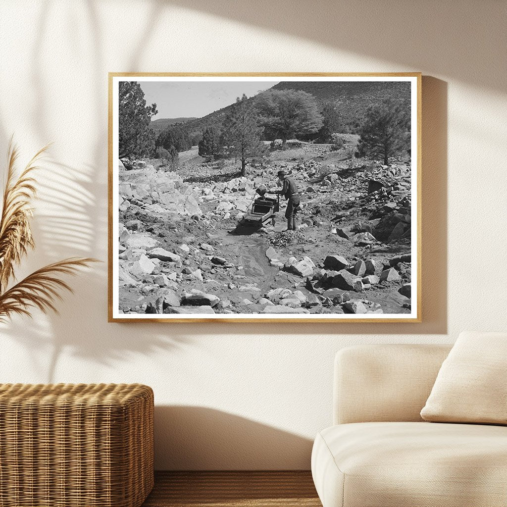 Eugene Davis Gold Placer Mining Pinos Altos May 1940