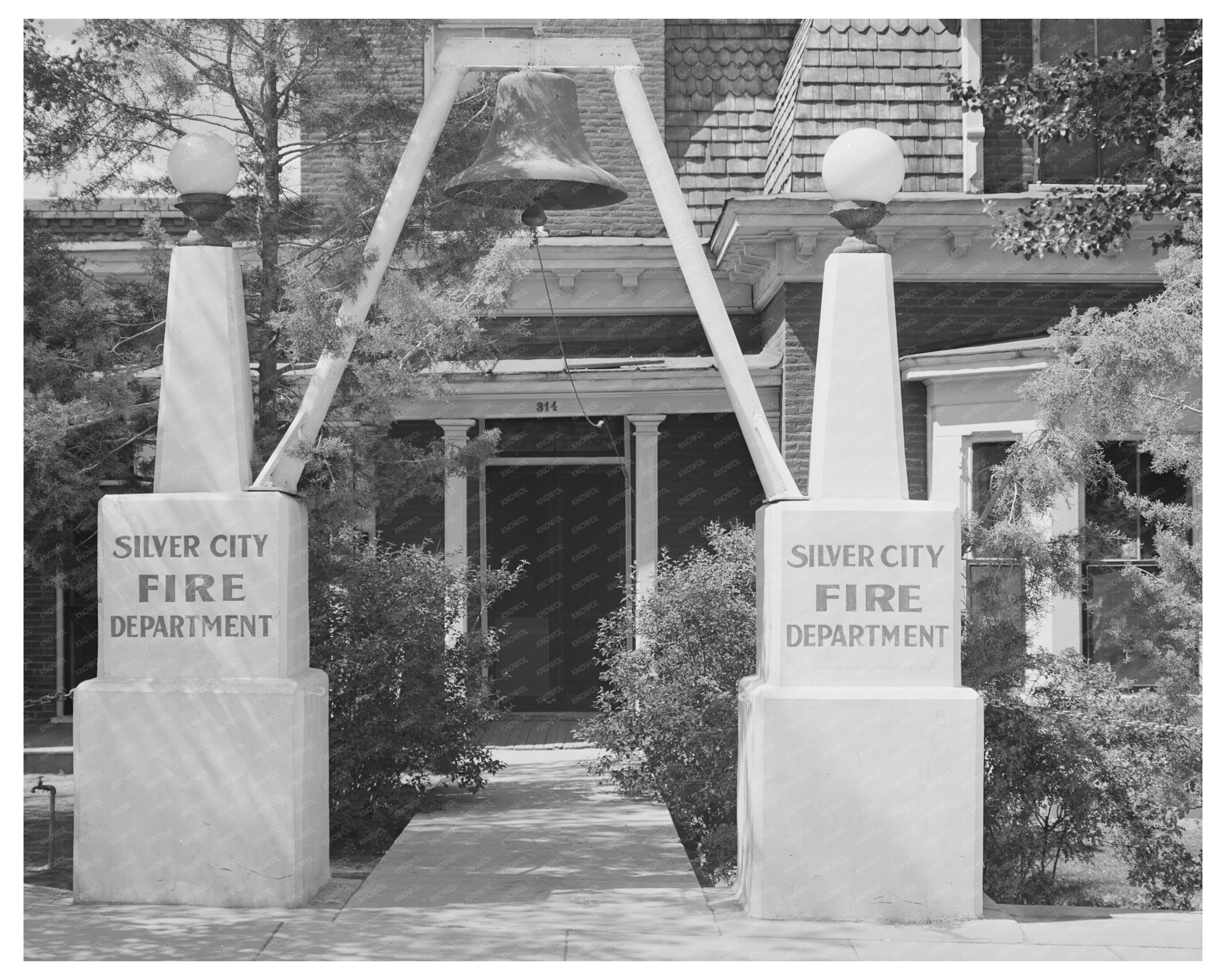 Silver City Fire Department Entrance May 1940