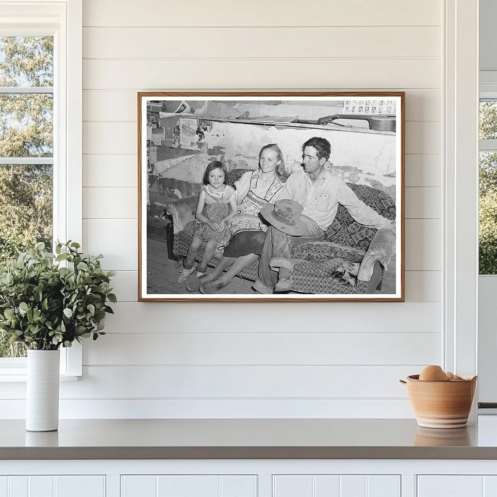 Faro and Doris Caudill Family in Pie Town New Mexico 1940