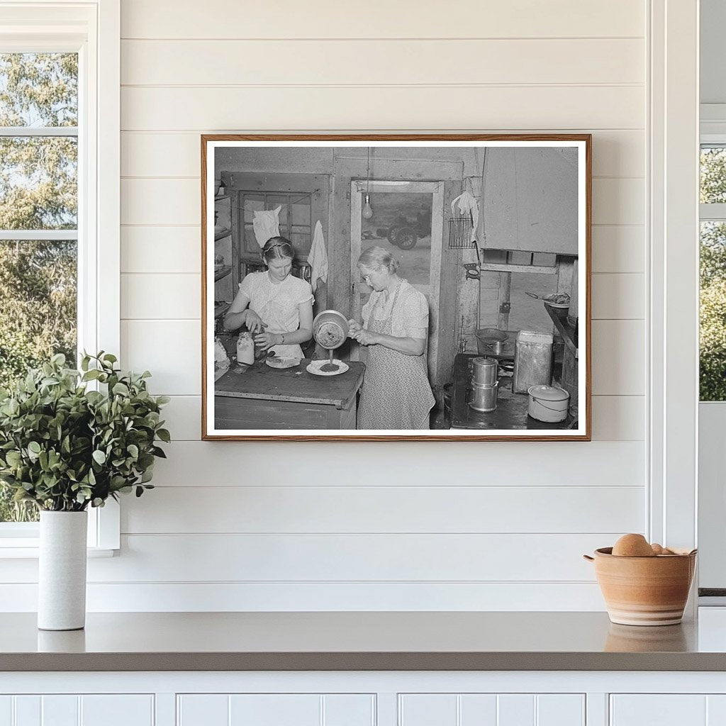Mother and Daughter Working in Pie Town Cafe 1940