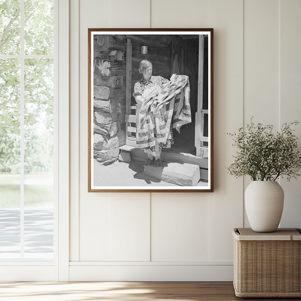 Mrs. Bill Stagg with Tobacco Sack Quilt June 1940