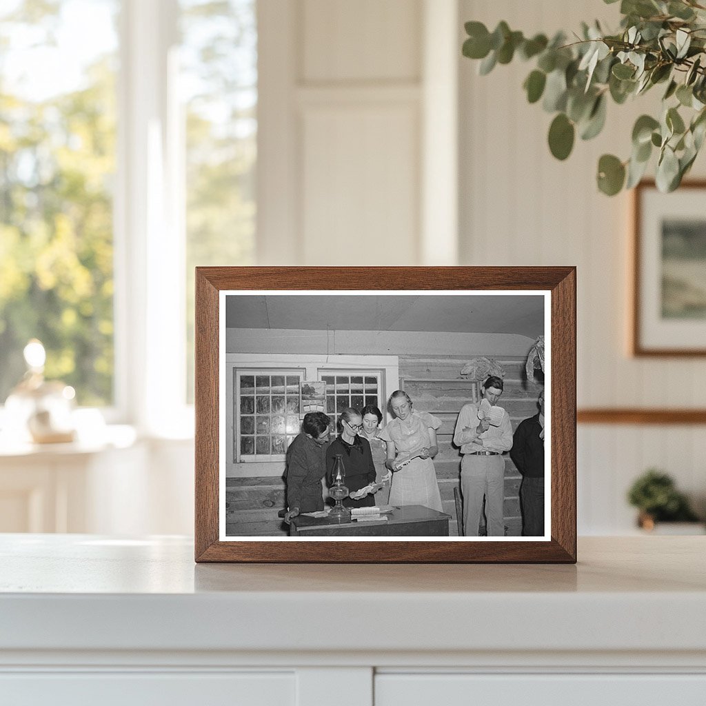 Farmers and Wives Sing at Literary Society Pie Town 1940