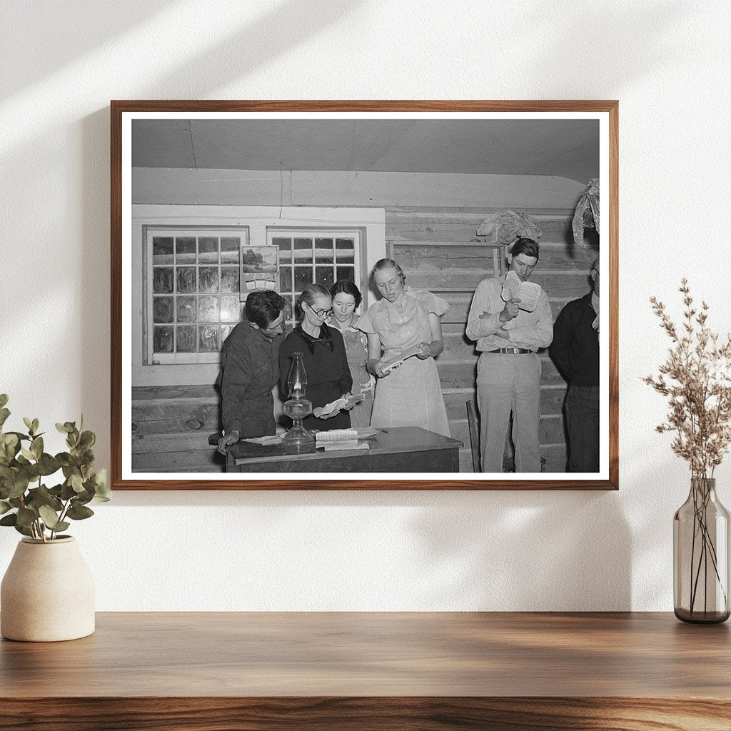 Farmers and Wives Sing at Literary Society Pie Town 1940