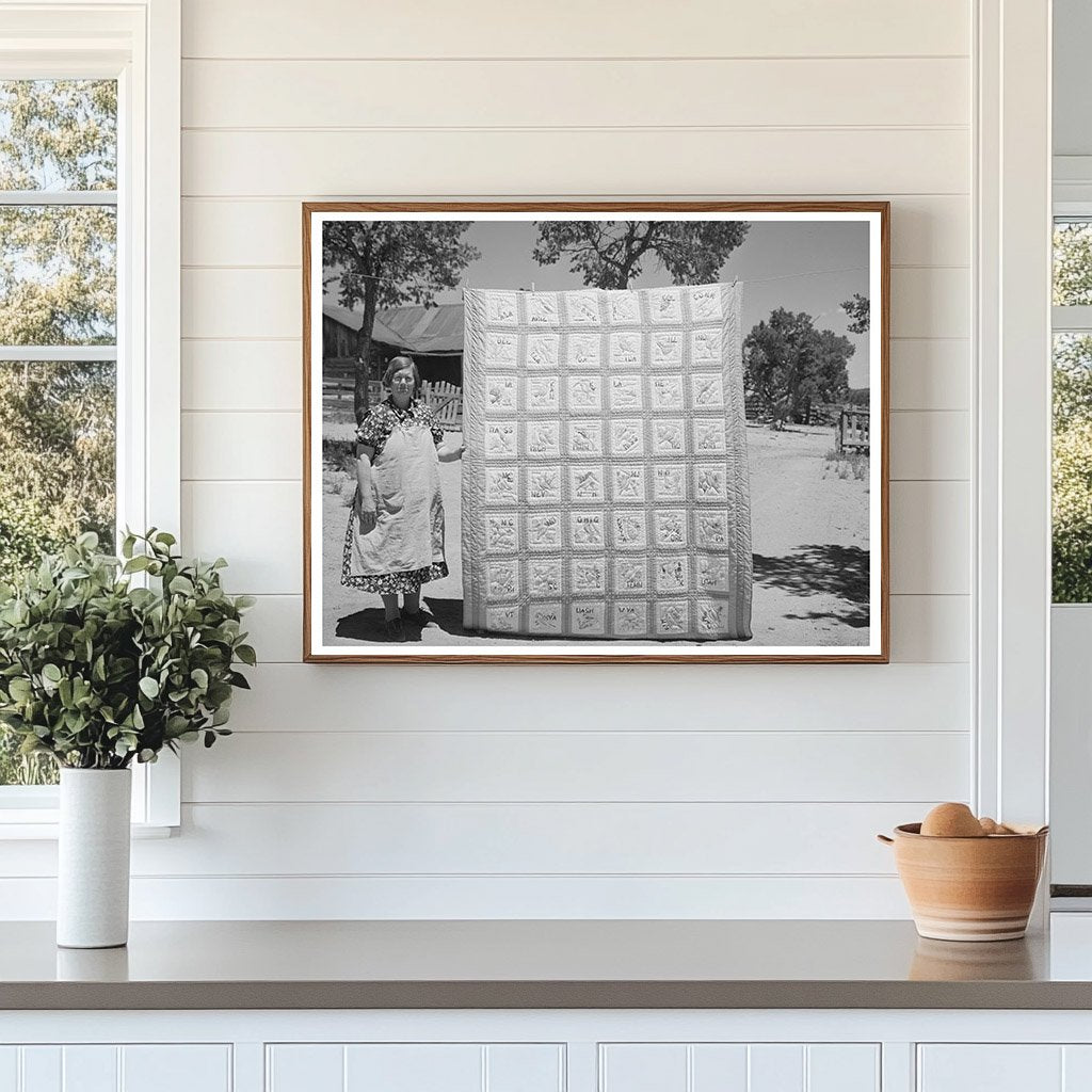 Mrs. Bill Stagg with State Quilt Pie Town New Mexico 1940