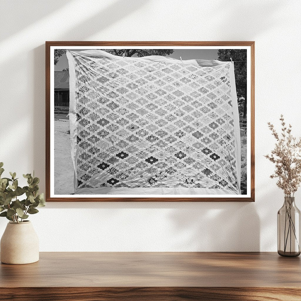 Quilt by Mrs. Bill Stagg Pie Town New Mexico 1940