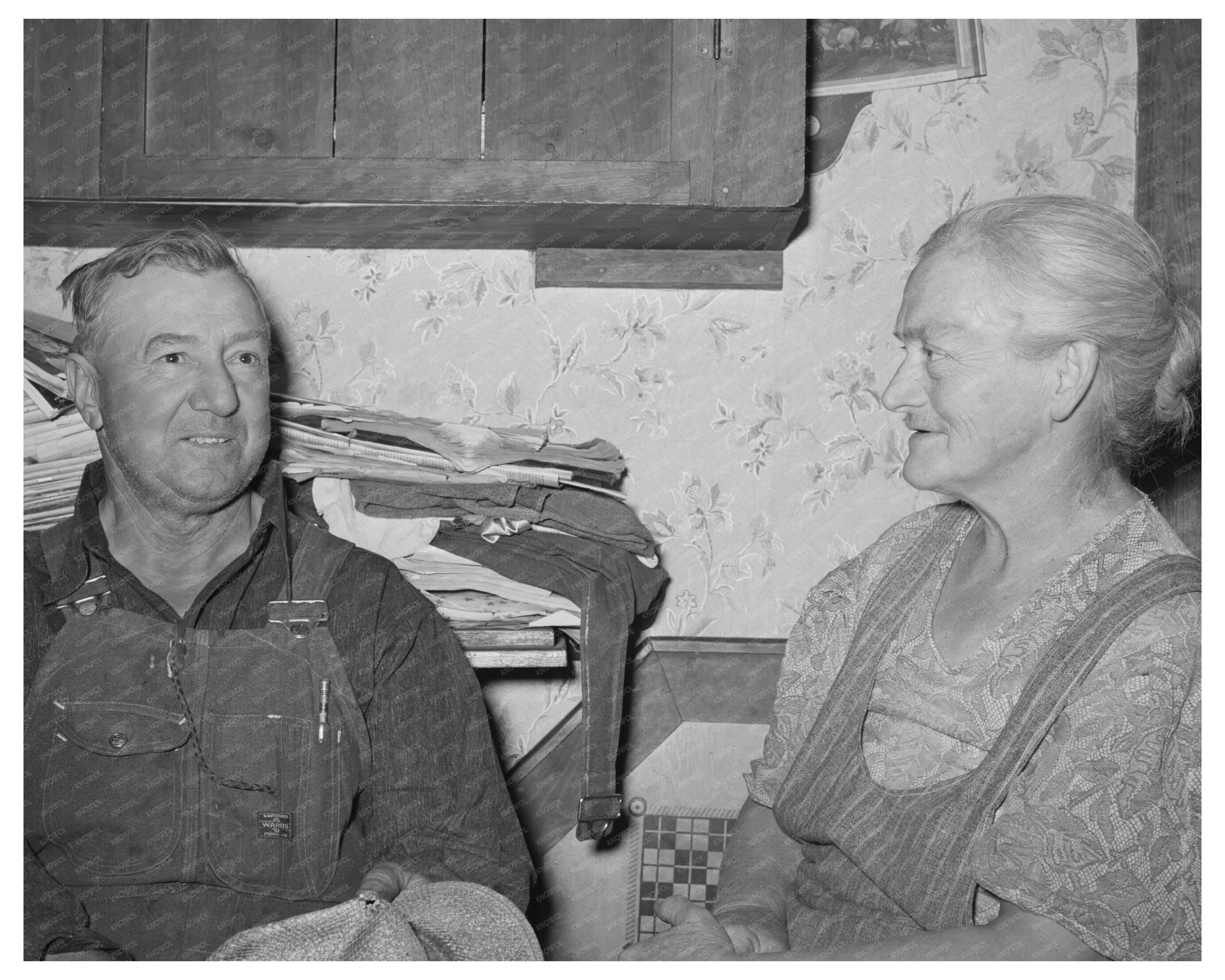 Hutton Homesteaders in Pie Town New Mexico 1940