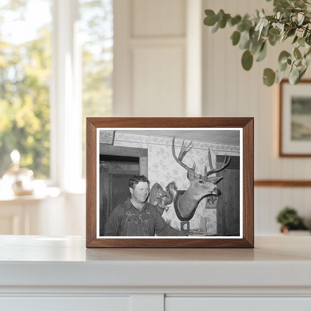 George Hutton Jr. with Mounted Animals Pie Town 1940