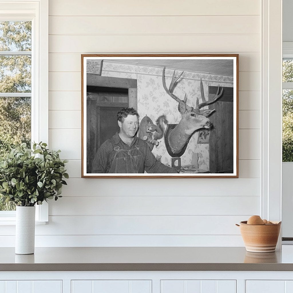 George Hutton Jr. with Mounted Animals Pie Town 1940