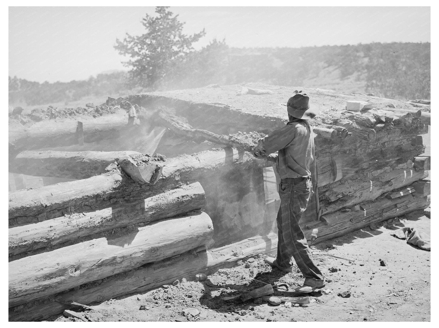 Faro Caudill Dismantling Dugout Pie Town New Mexico 1940