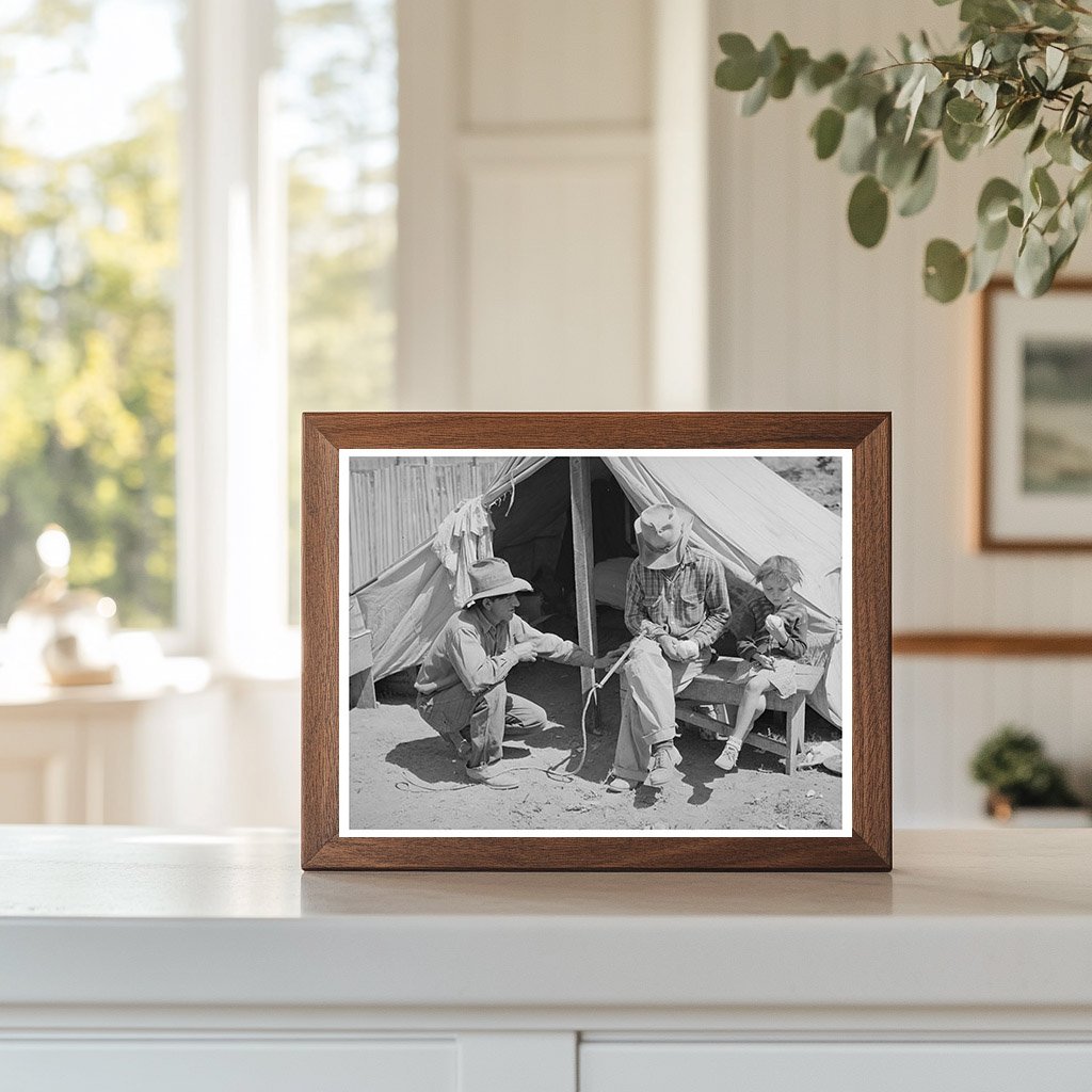 Faro Caudill Family in Pie Town New Mexico 1940