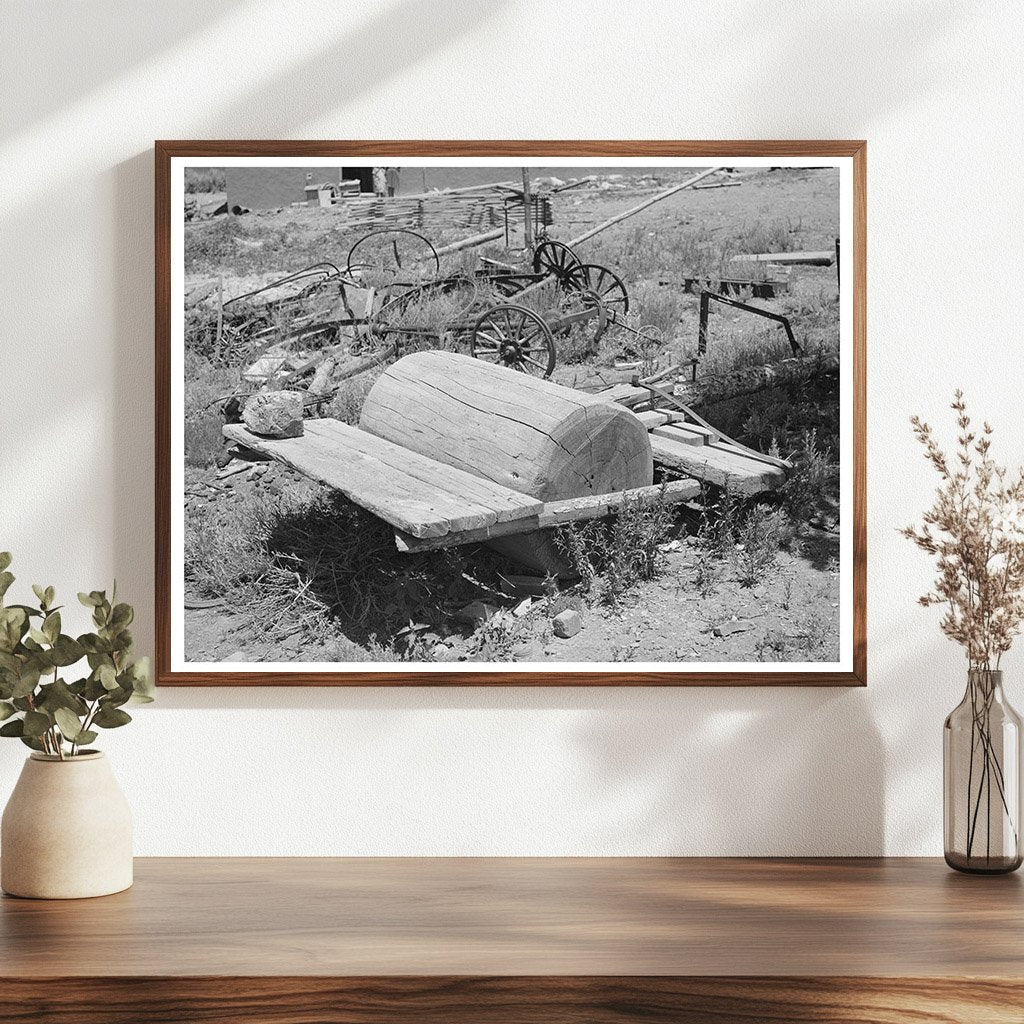 Wooden Roller in Amalia New Mexico 1940