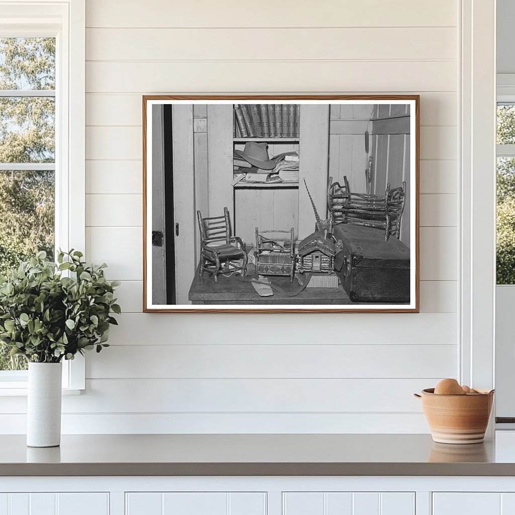 Miniature Furniture by Perry Warners Brother 1940