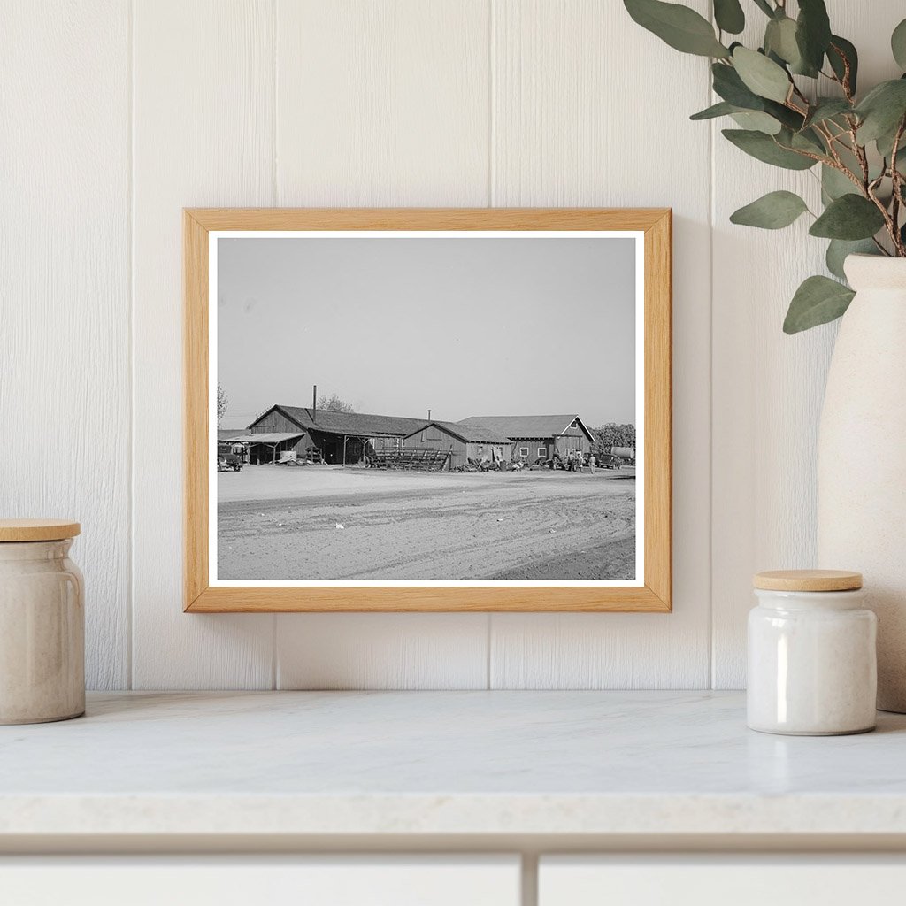 Truck and Tractor Repair Shops at Earl Fruit Company 1940