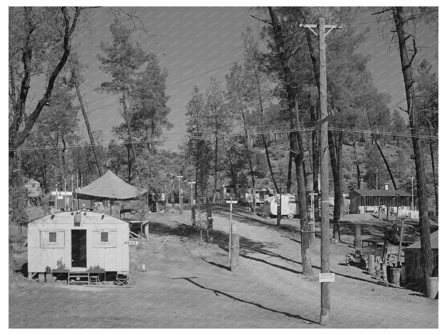 Shasta County Tourist Camp for Dam Workers 1940