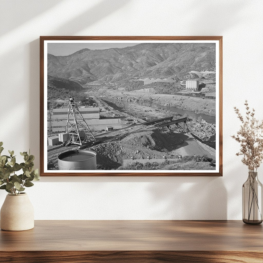 Shasta Dam construction on Sacramento River November 1940
