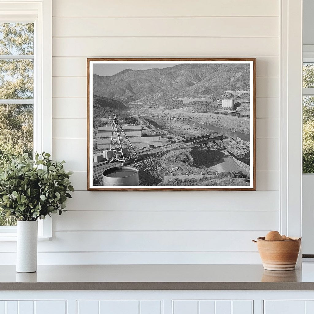 Shasta Dam construction on Sacramento River November 1940