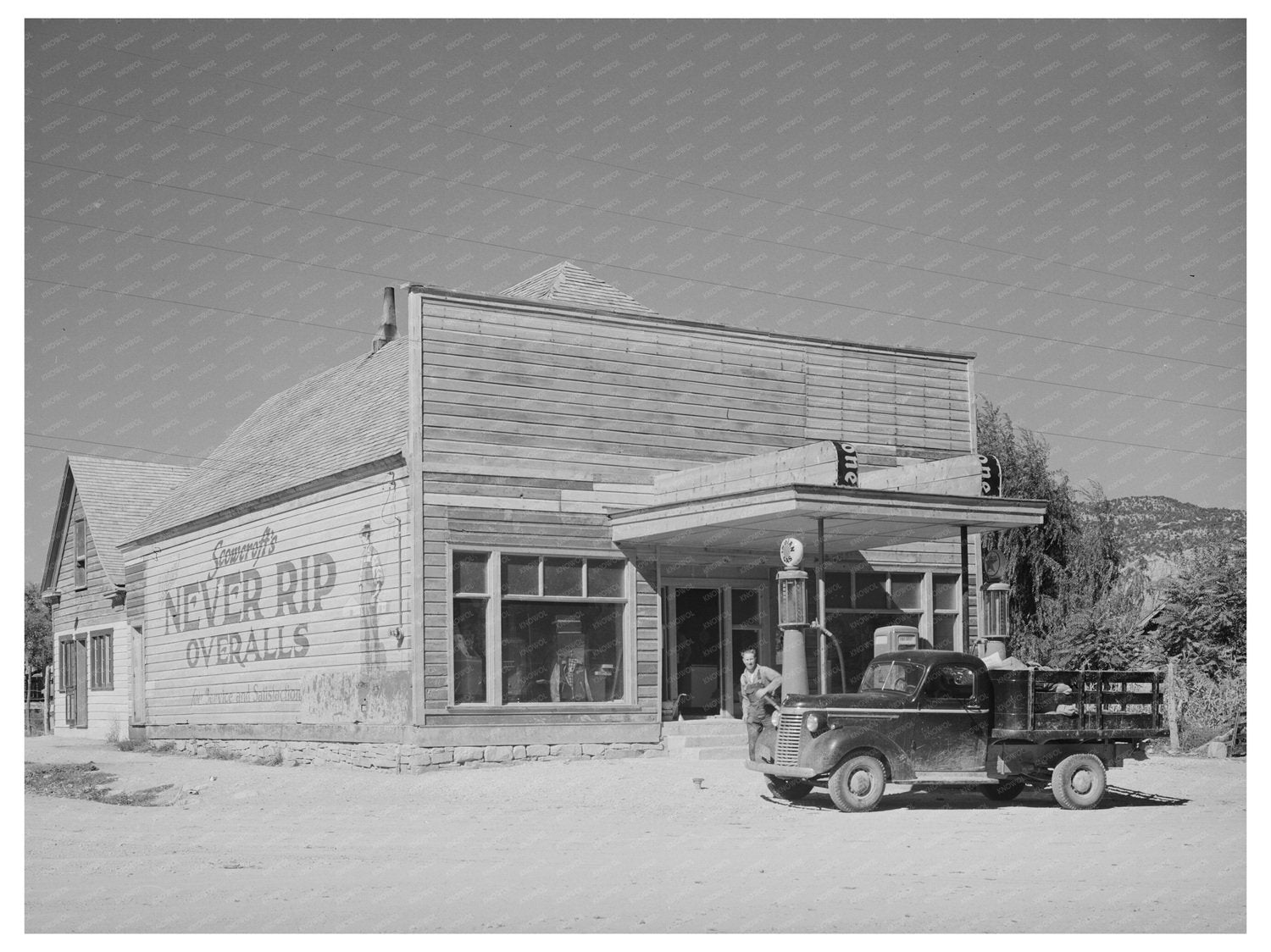 Main Store in Tropic Utah November 1940 Vintage Photo