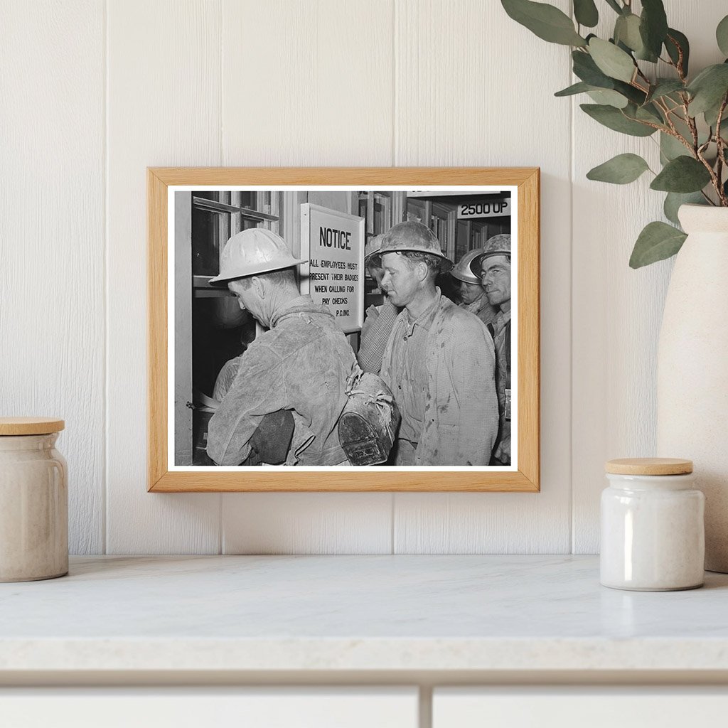 Shasta Dam Construction Workers Receiving Pay 1940