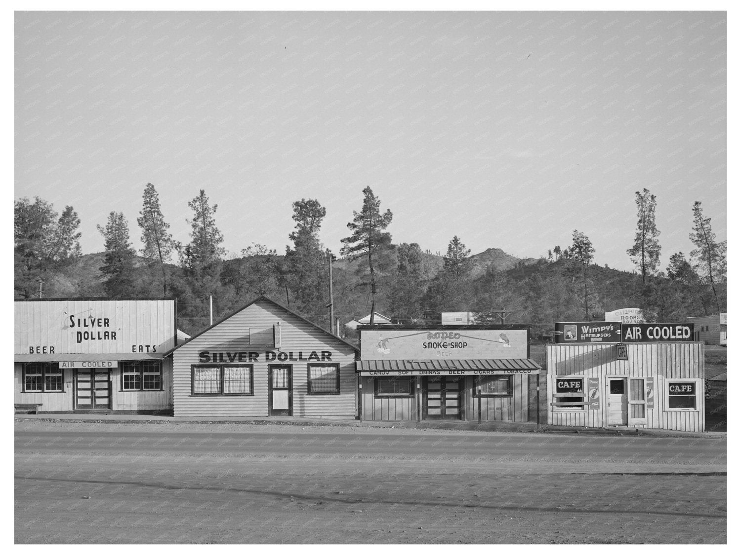 Main Street Businesses in Central Valley California 1940