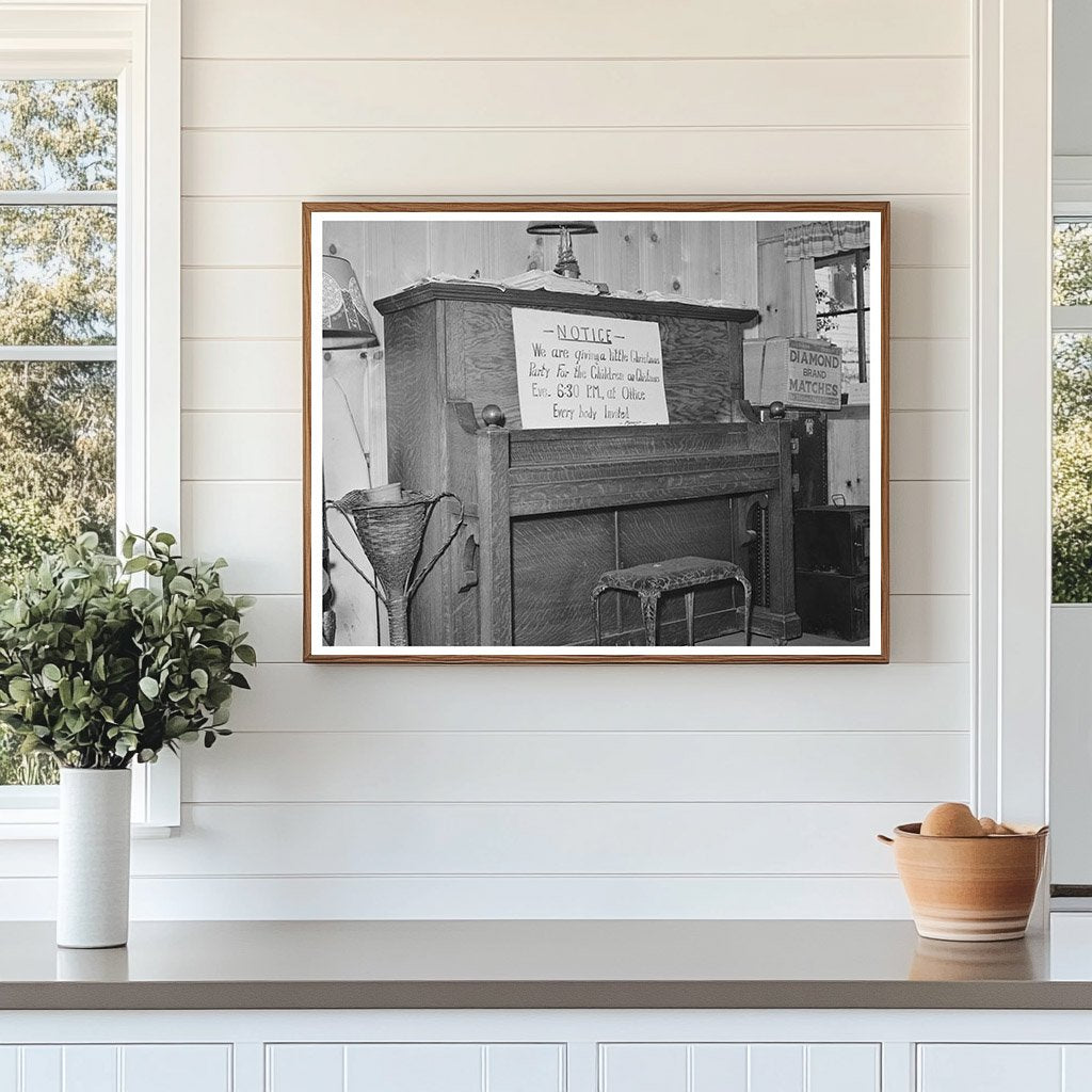 San Diego Tourist Office Sign Family Men 1940