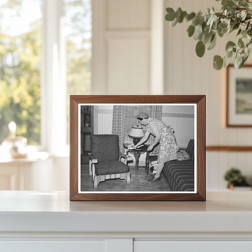 Wife of Fruit Farmer in Placer County December 1940