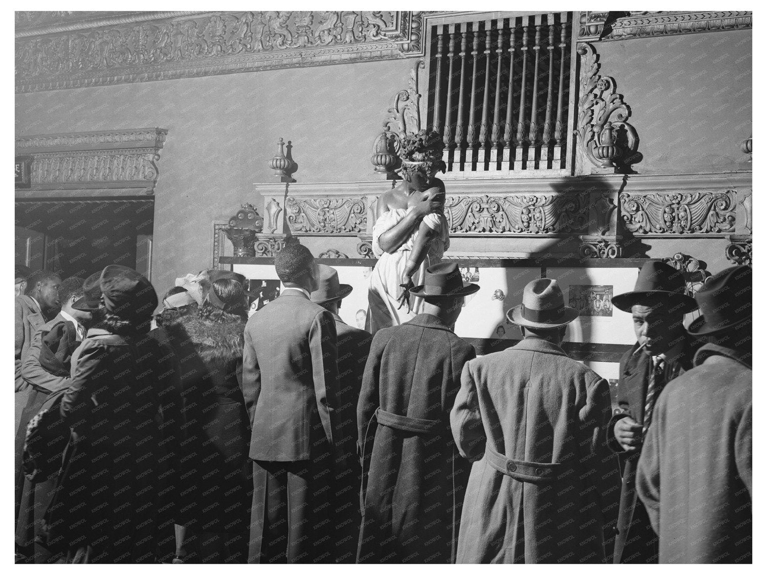 Chicago Theater Lobby Art Exhibit April 1941 Photo