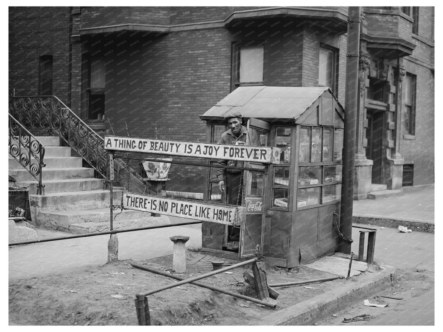 Candy Stand in Southside Chicago April 1941 High Quality Image