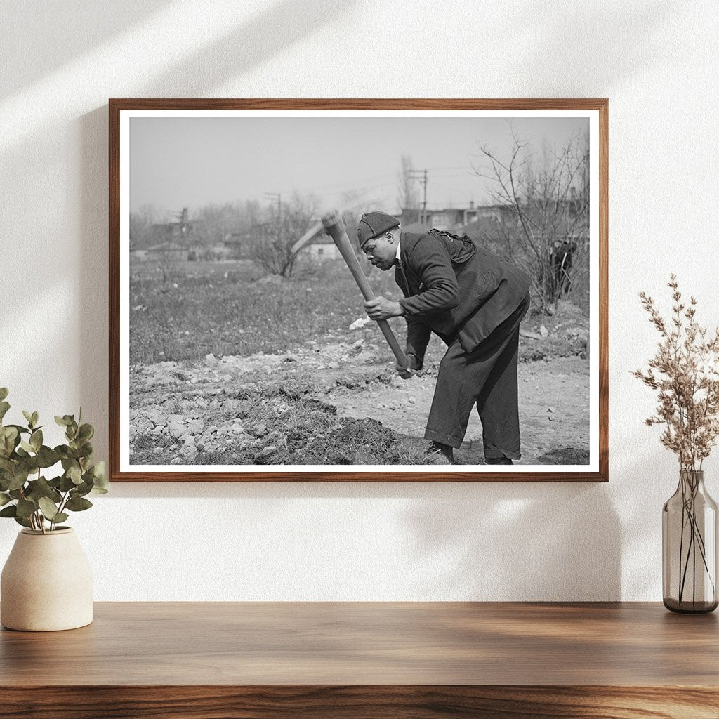 WPA Worker in Chicago April 1941 FSA/OWI Collection